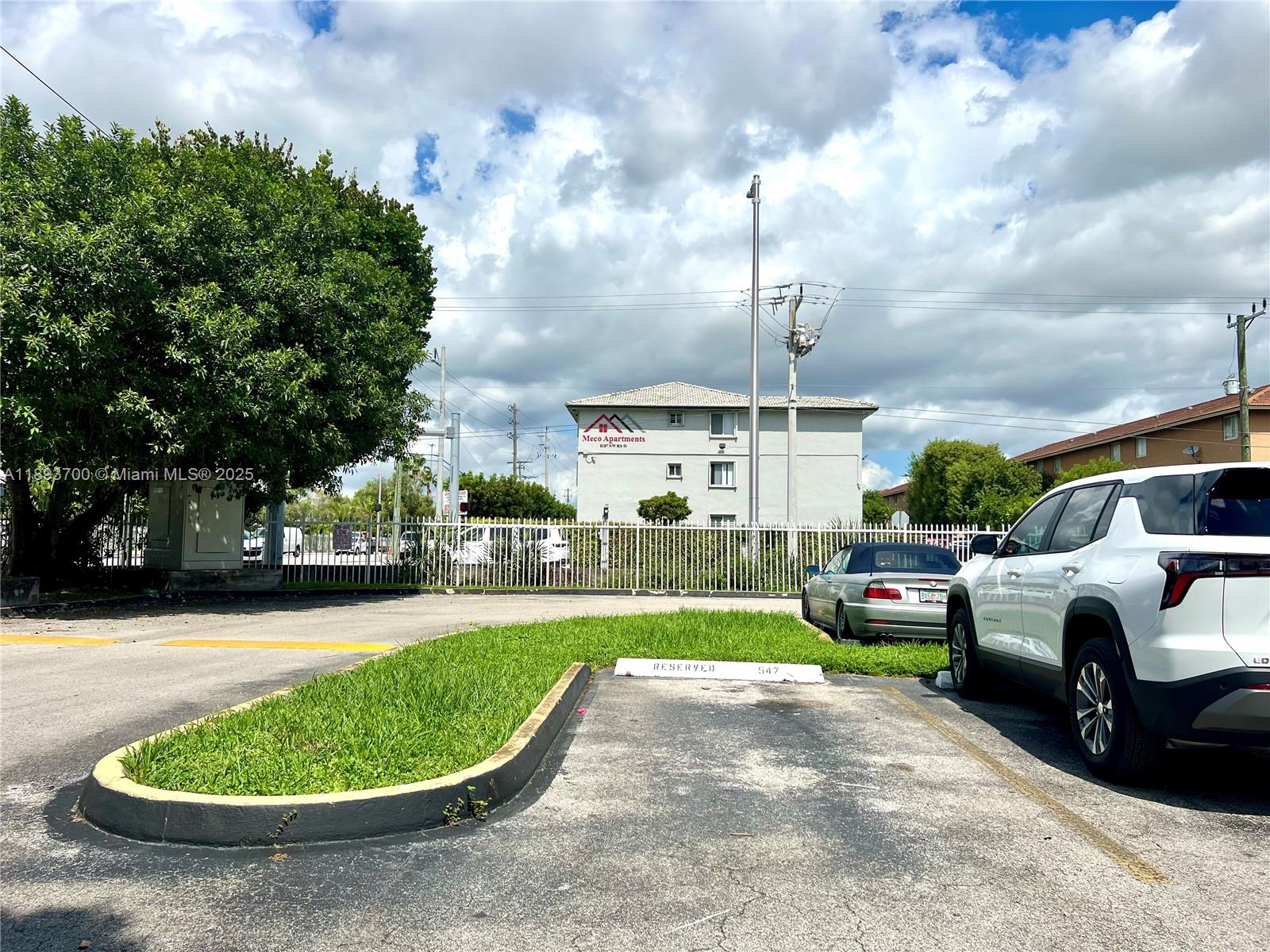 FONTAINEBLEAU GARDENS CON - Residential Lease