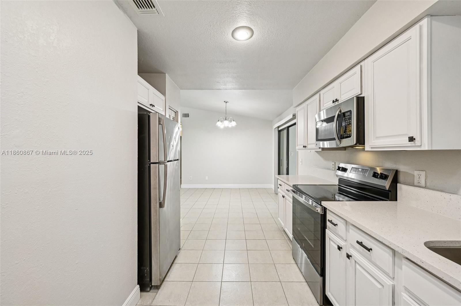 PORT ST LUCIE SECTION 8 - Residential