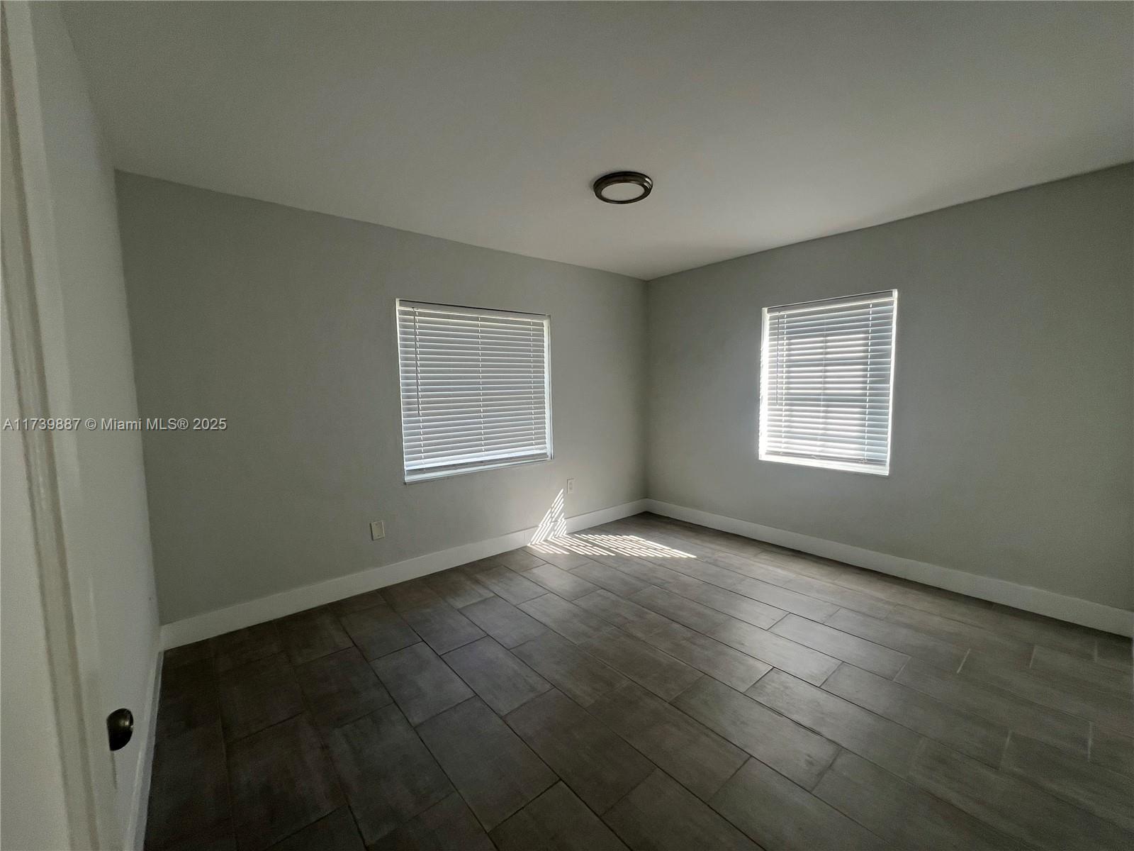 RIVIERA ESTATES 1ST ADDN - Residential Lease