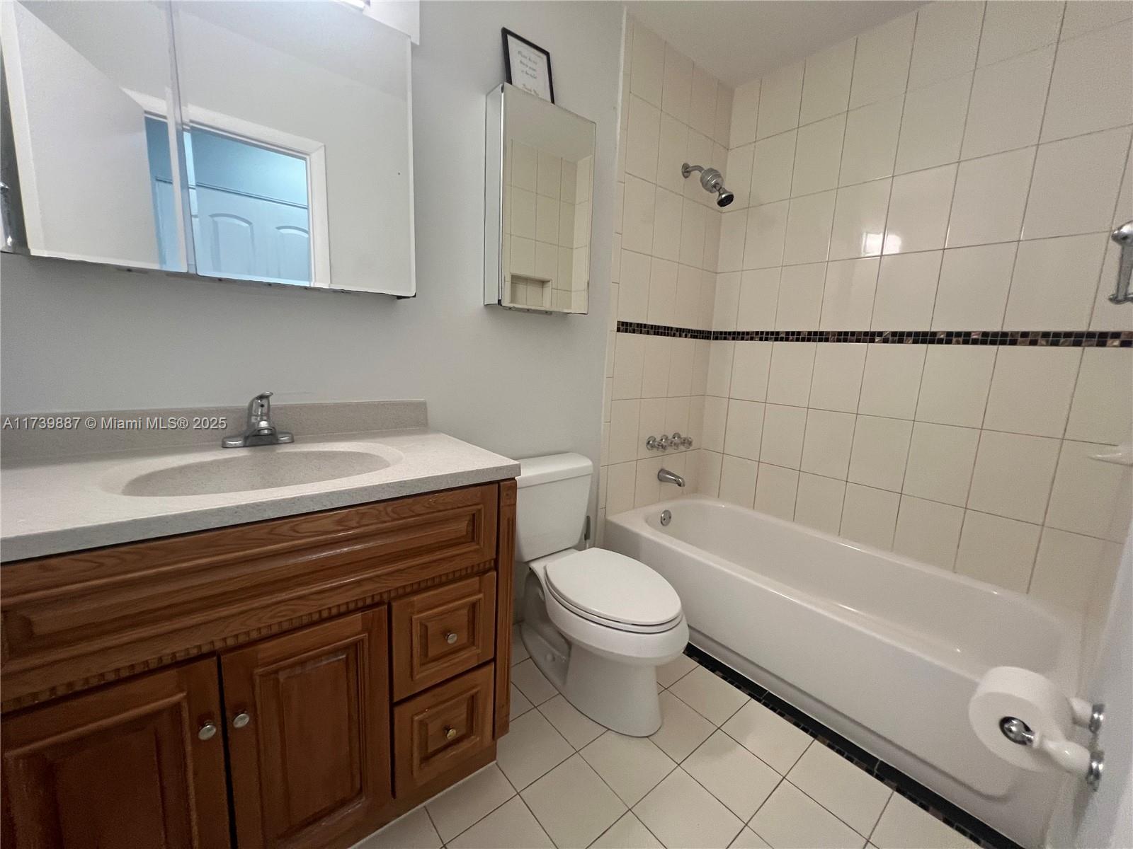 RIVIERA ESTATES 1ST ADDN - Residential Lease