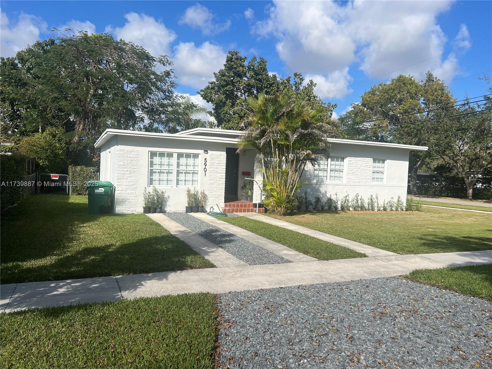 RIVIERA ESTATES 1ST ADDN - Residential Lease