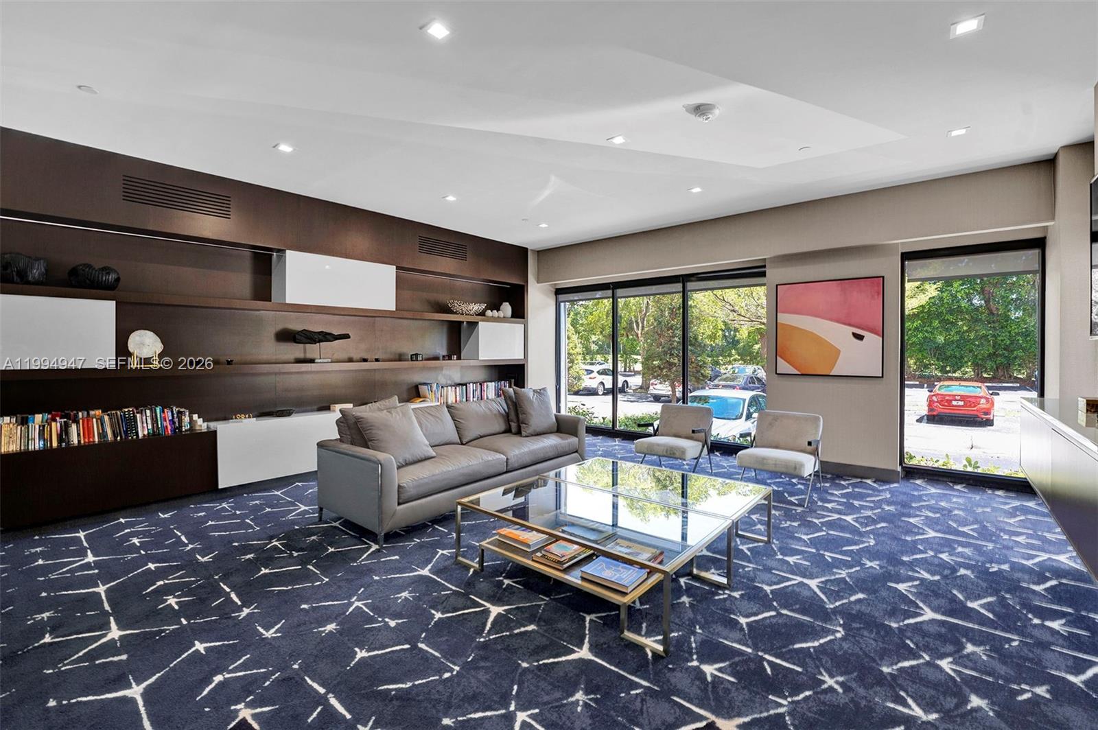 DELVISTA TOWERS CONDO - Residential