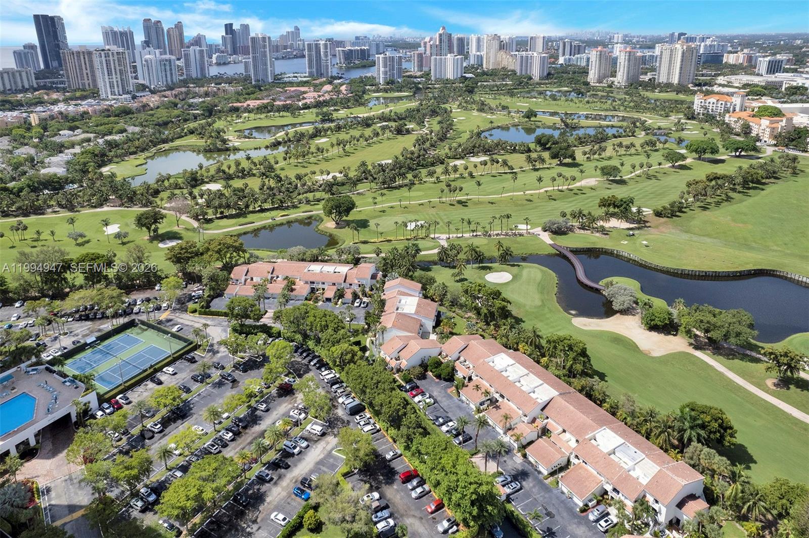 DELVISTA TOWERS CONDO - Residential