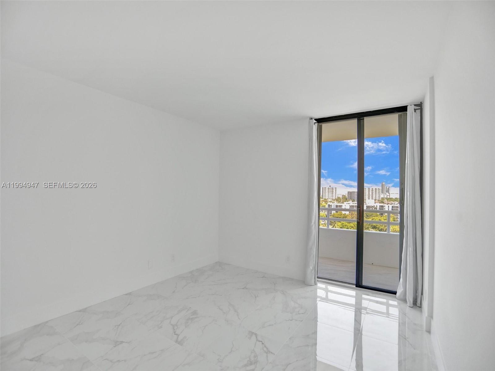 DELVISTA TOWERS CONDO - Residential