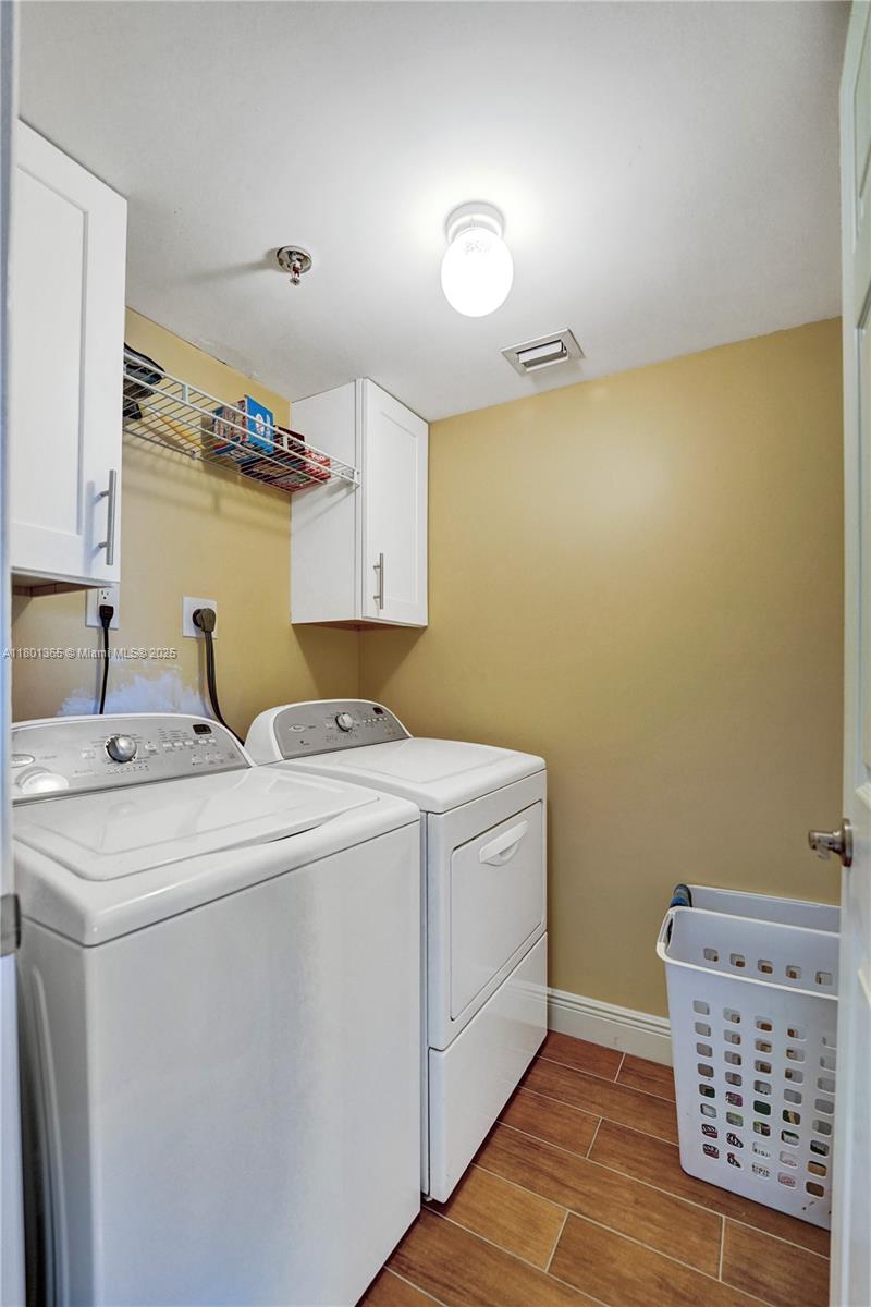 2206 S Cypress Bend Dr 408