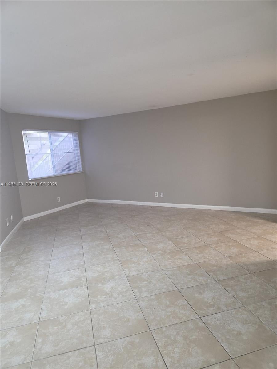 Photo of 9755 Westview Dr #1213, Coral Springs, FL 33076 (MLS # A11965130)