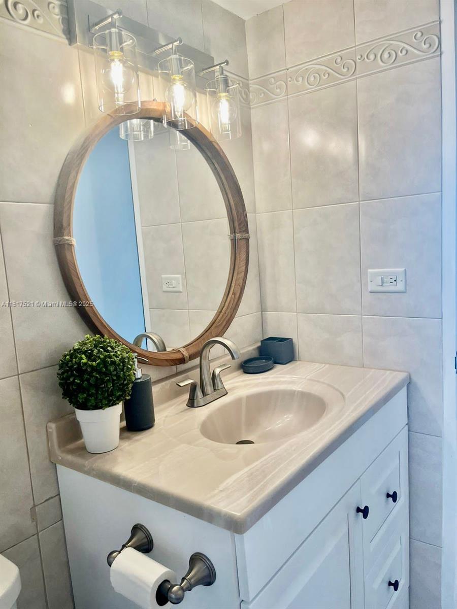 THE PAVILION CONDO - Residential