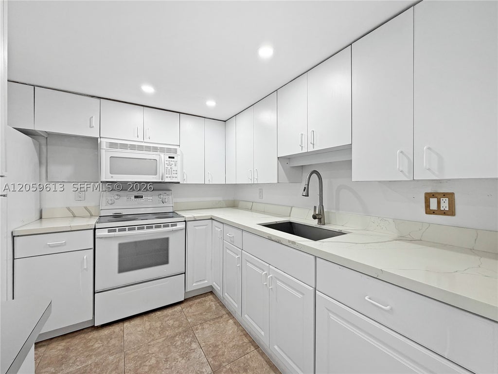 Photo of 1160 N Federal Hwy #1222, Fort Lauderdale, FL 33304 (MLS # A12059613)