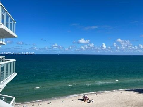6515 Collins Ave 1707, Miami Beach, Miami-Dade County, Florida - 1 Bedrooms  
2 Bathrooms - 