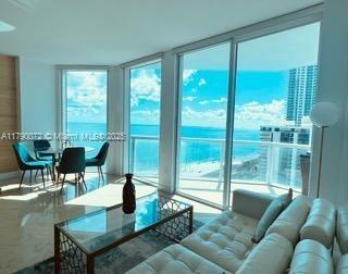 6515 Collins Ave 1707