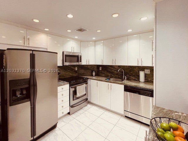 500 Bayview Dr 1923