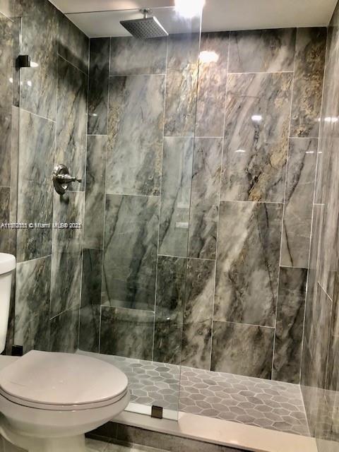 SUNSET PALMS EAST CONDO - Residential Lease