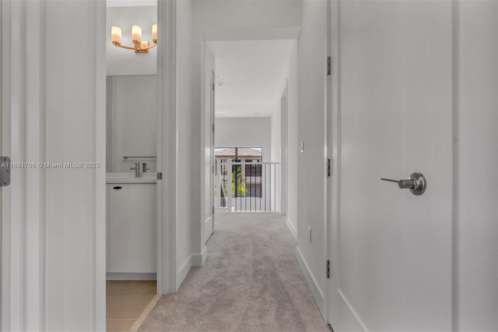 LOTUS PALM - Residential