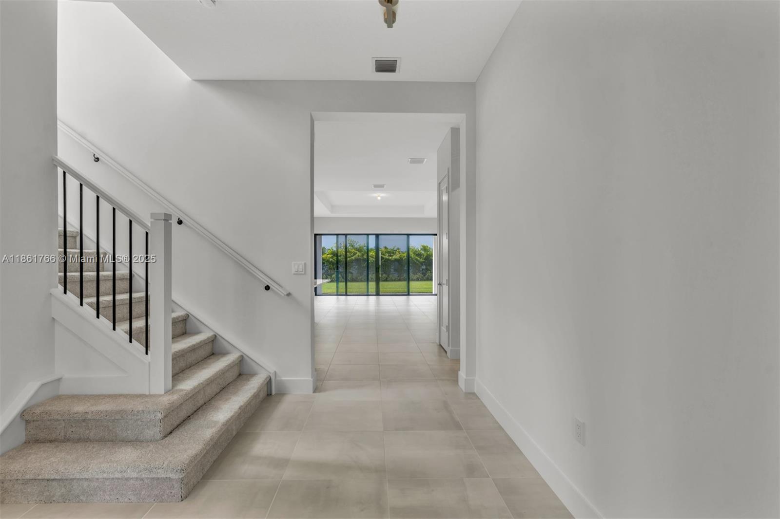 LOTUS PALM - Residential