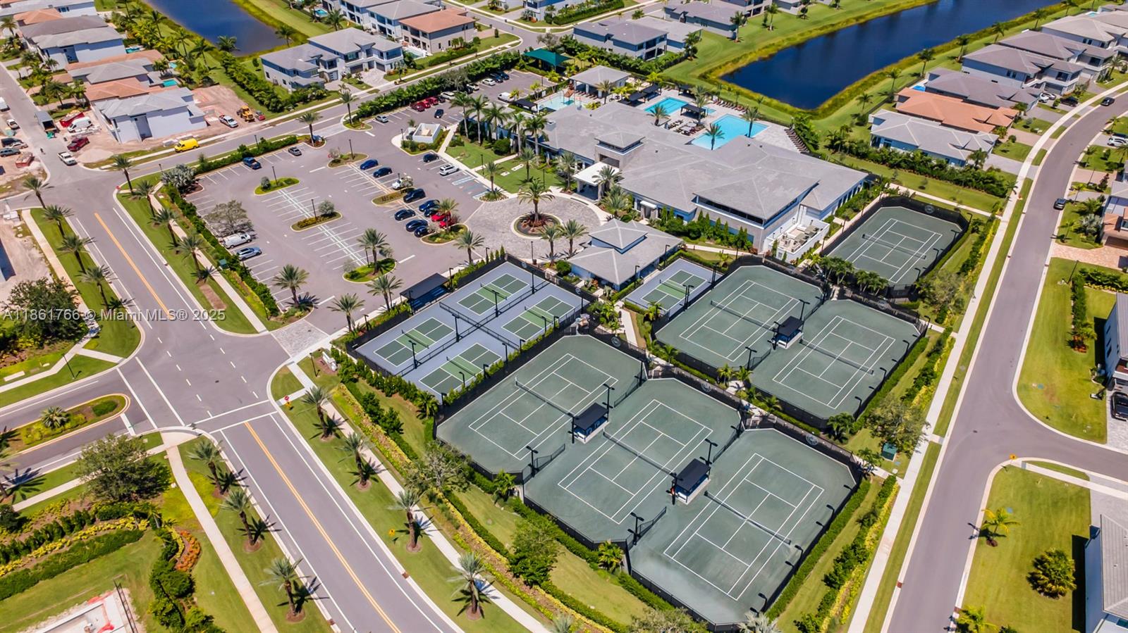 LOTUS PALM - Residential
