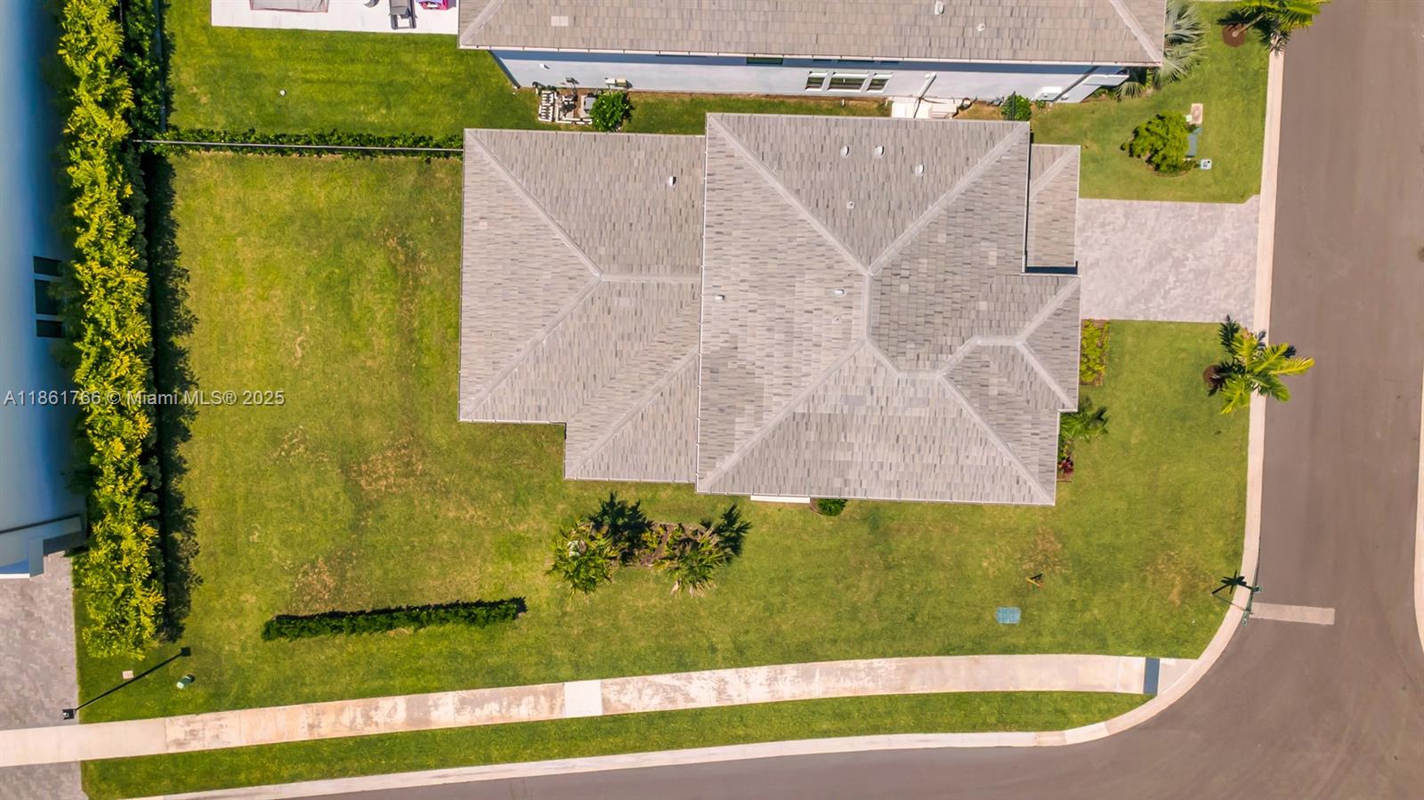 LOTUS PALM - Residential