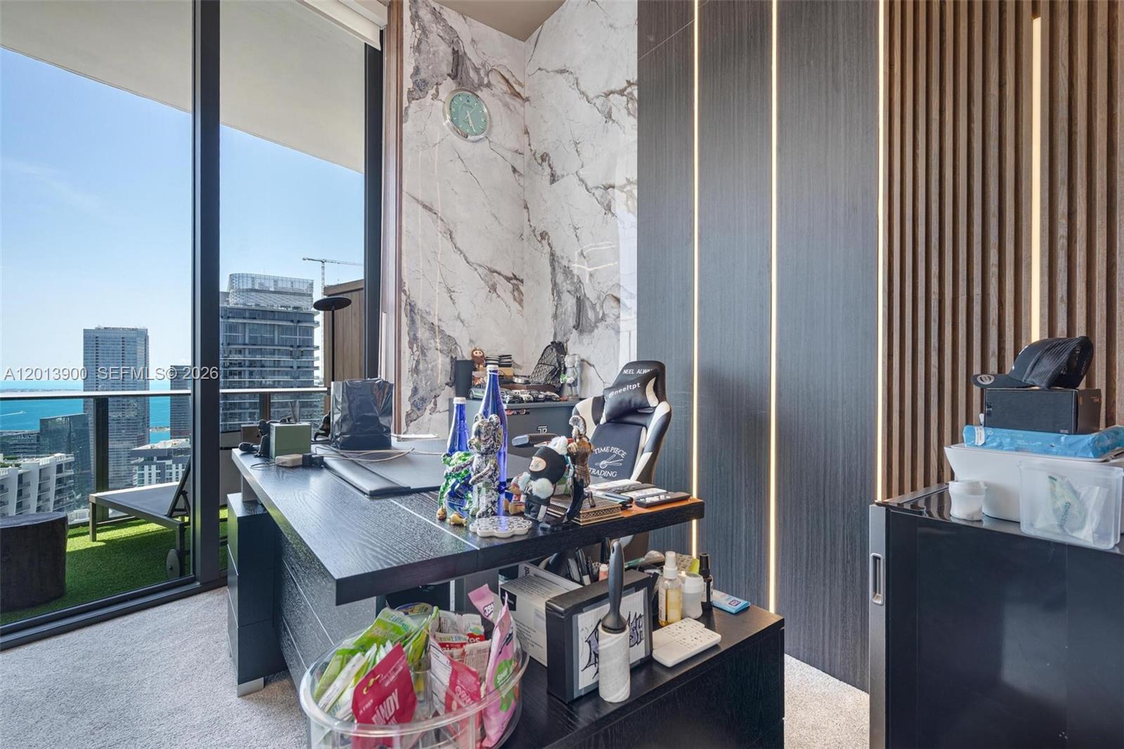 801 SMA RESIDENCES CONDO - Residential