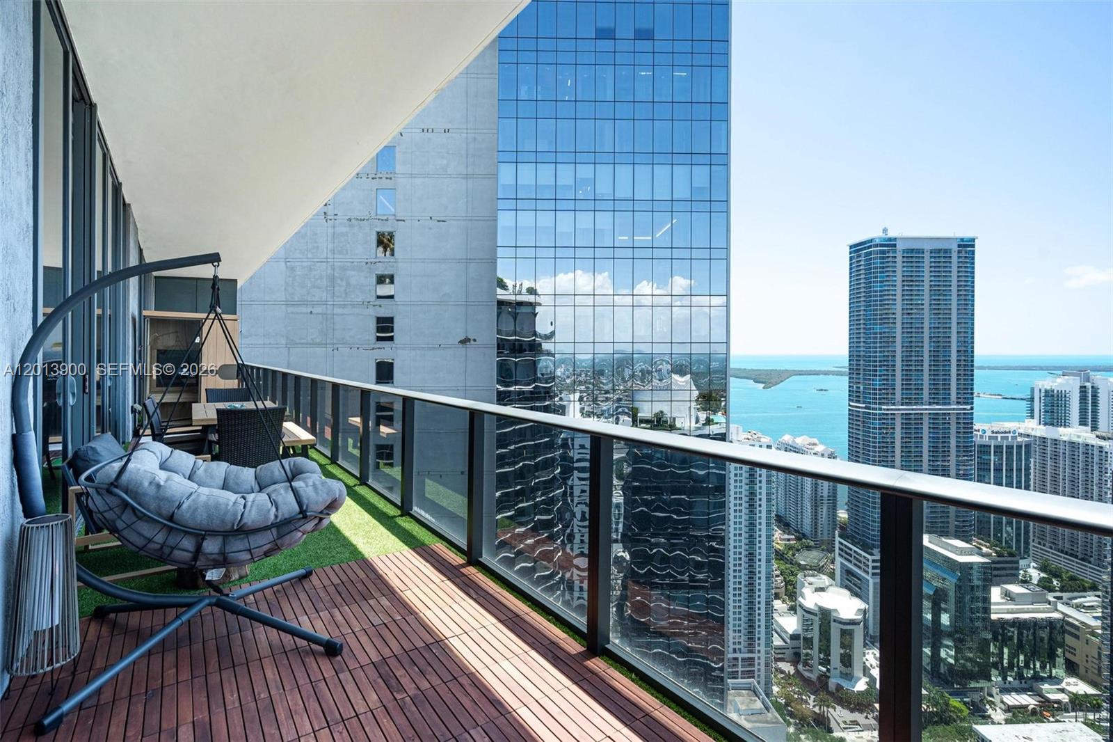 801 SMA RESIDENCES CONDO - Residential