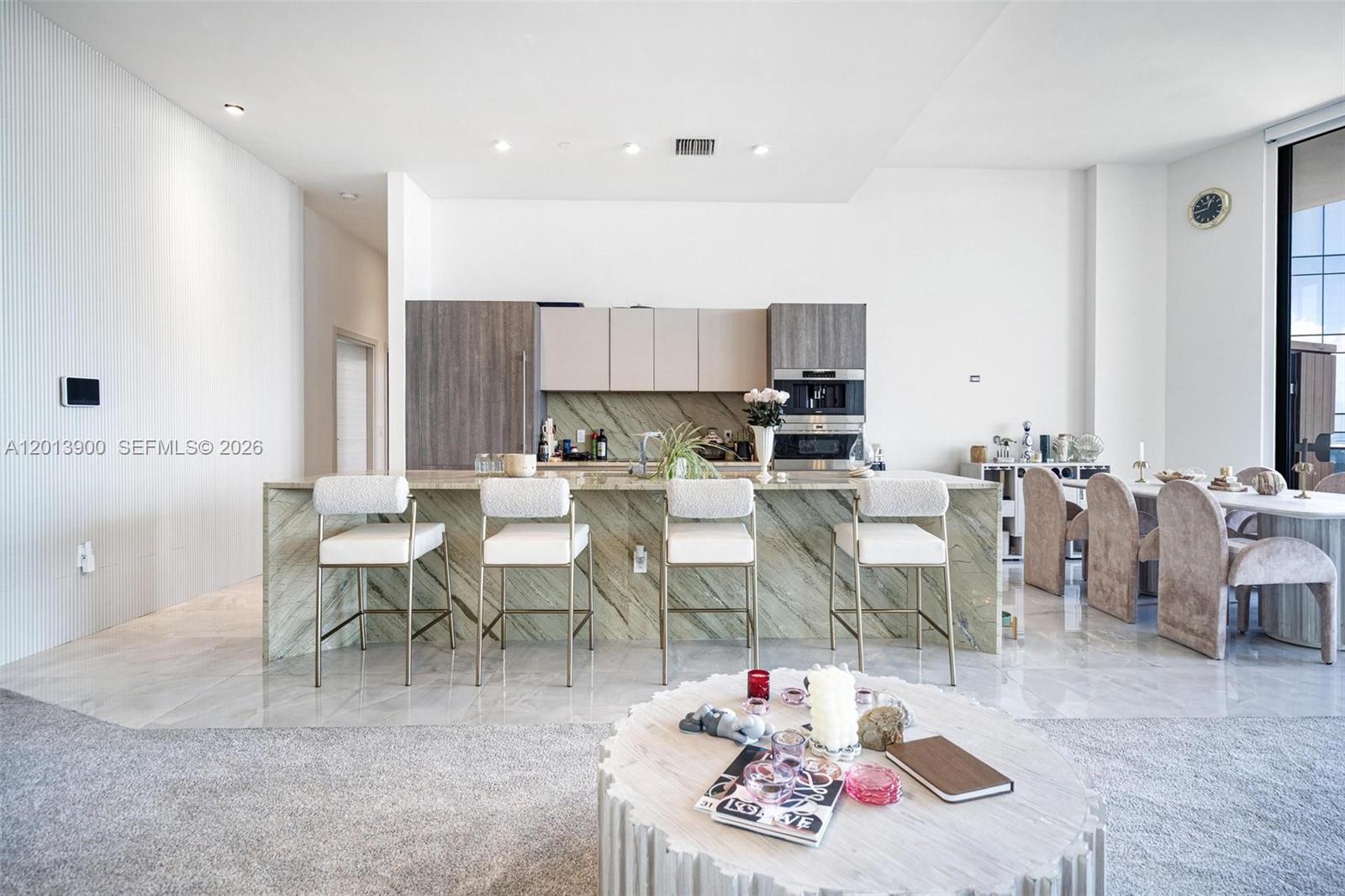801 SMA RESIDENCES CONDO - Residential
