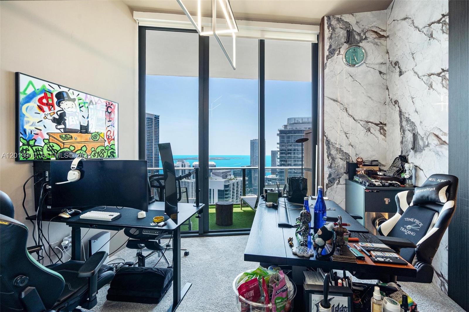 801 SMA RESIDENCES CONDO - Residential
