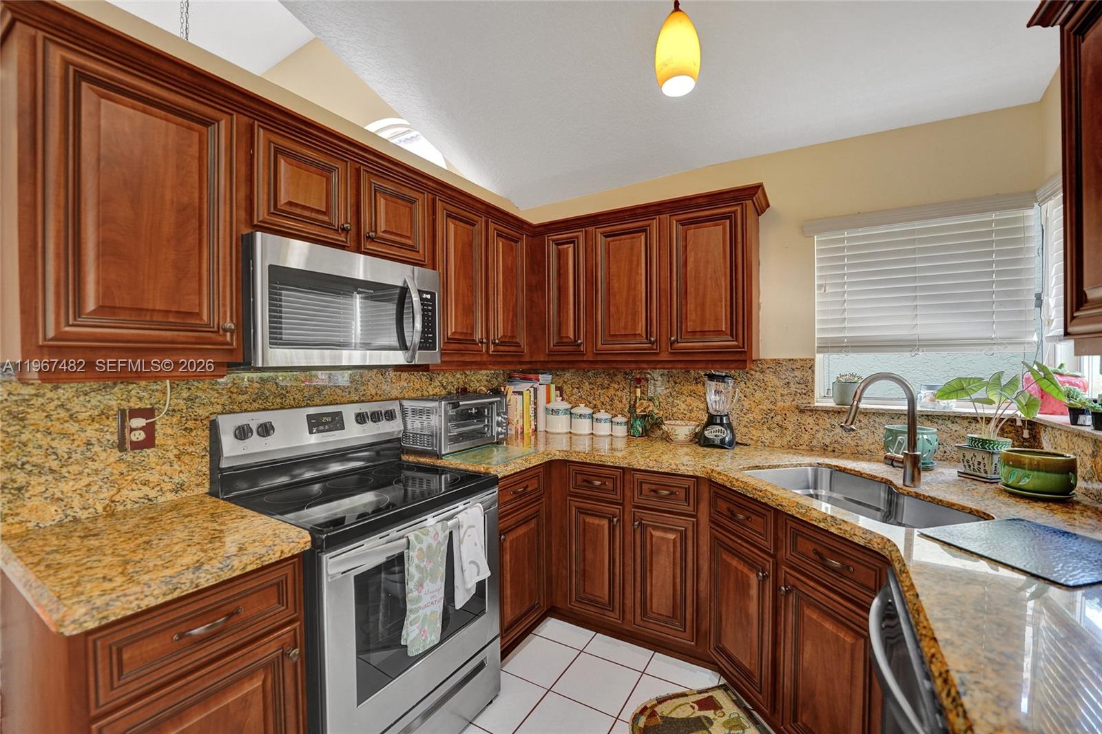 FOREST RIDGE PATIO HOMES - Residential