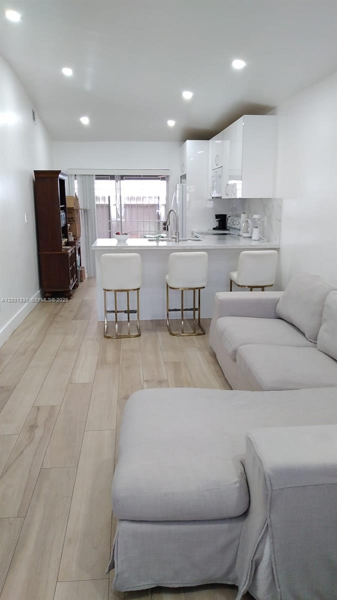 GALERIA II CONDO - Residential