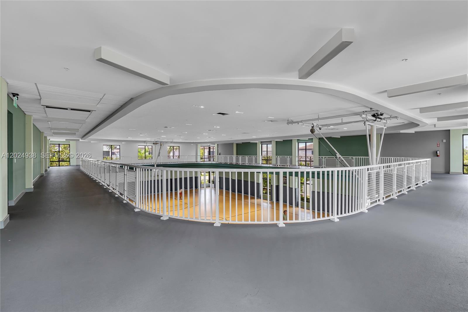 DOWNTOWN DORAL SOUTH PHAS - Residential