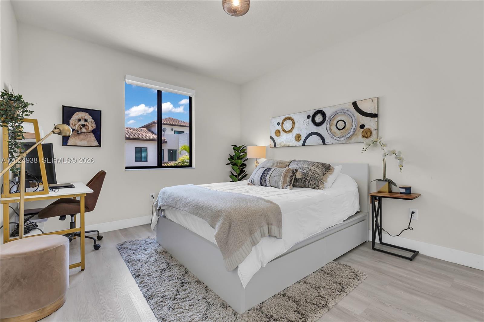 DOWNTOWN DORAL SOUTH PHAS - Residential