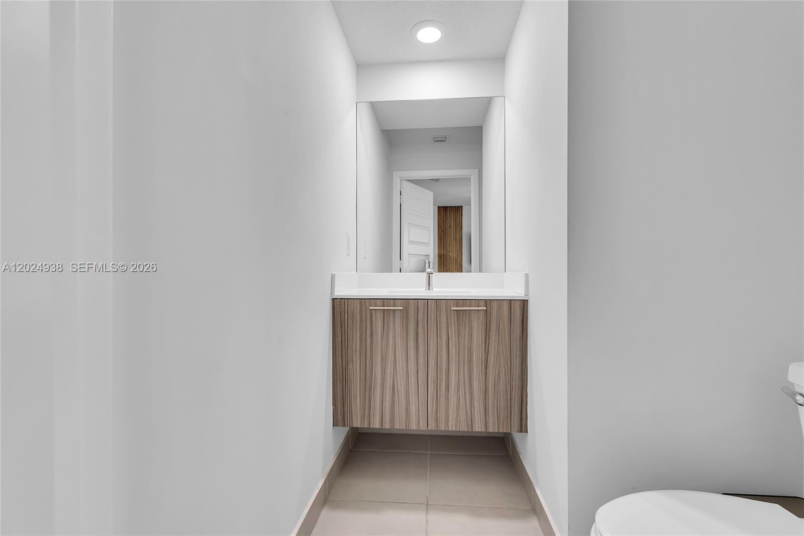 DOWNTOWN DORAL SOUTH PHAS - Residential