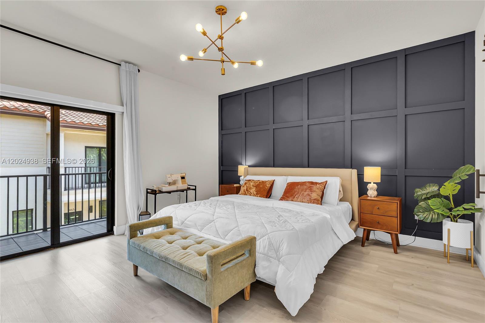 DOWNTOWN DORAL SOUTH PHAS - Residential