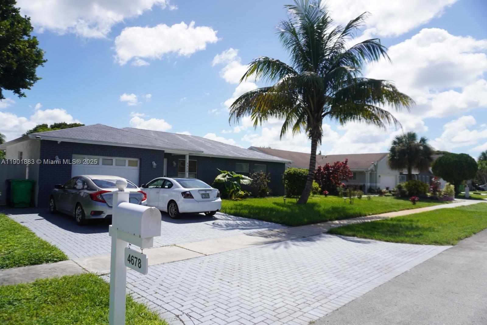 SPRINGTREE LAKES - Residential
