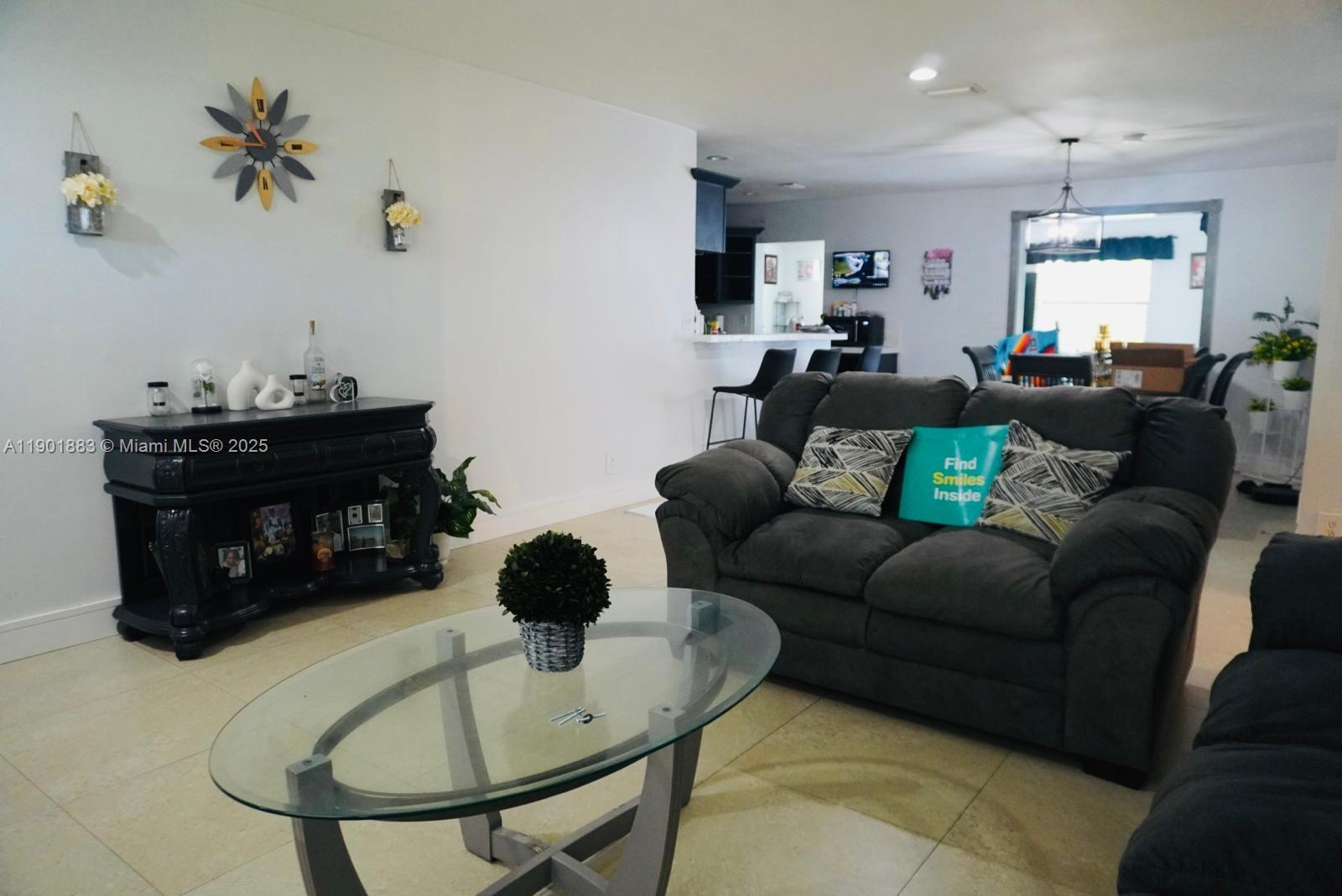 SPRINGTREE LAKES - Residential