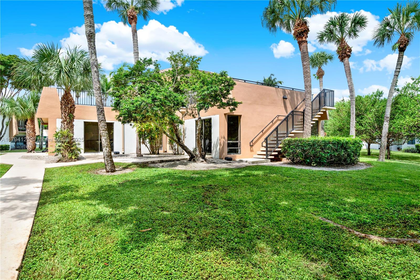 SUNRISE POINT CONDO BLDG - Residential