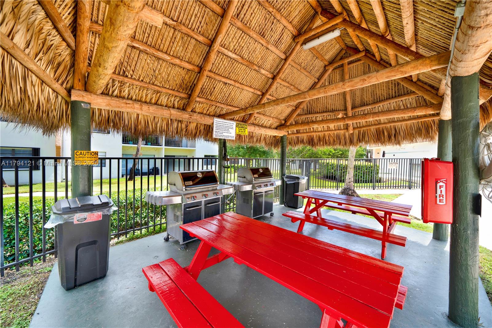 SUNRISE POINT CONDO BLDG - Residential