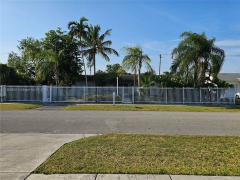 14631 SW 293rd St, Homestead, FL 33033 - MLS#: A11588925