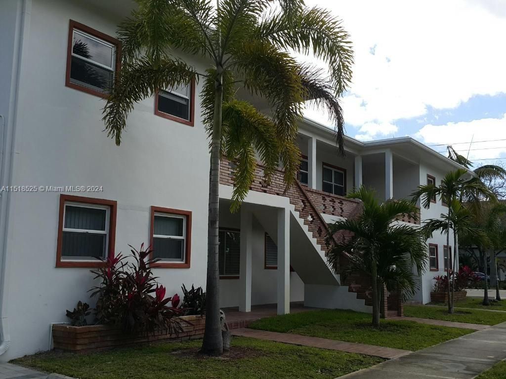 Photo of Fort Lauderdale, FL 33301 (MLS # A11518525)