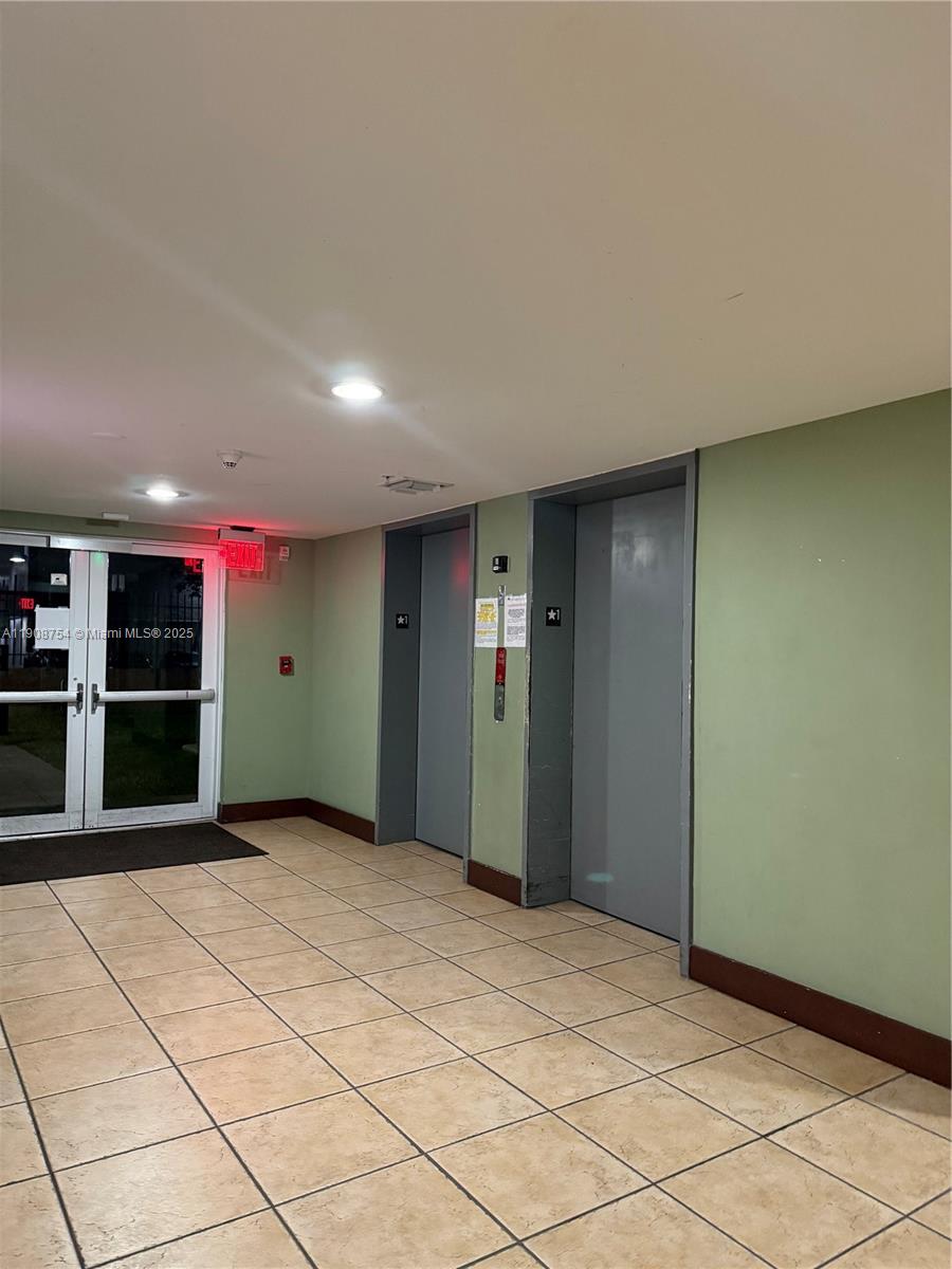 PARADISE POINTE CONDO - Residential Lease