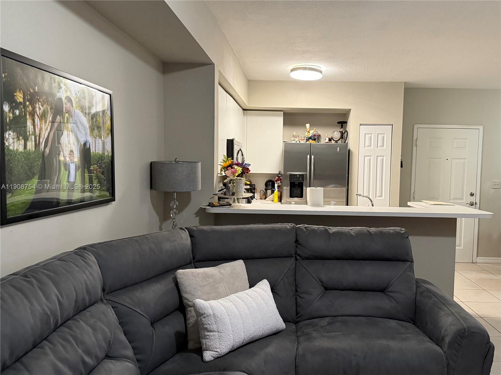 PARADISE POINTE CONDO - Residential Lease