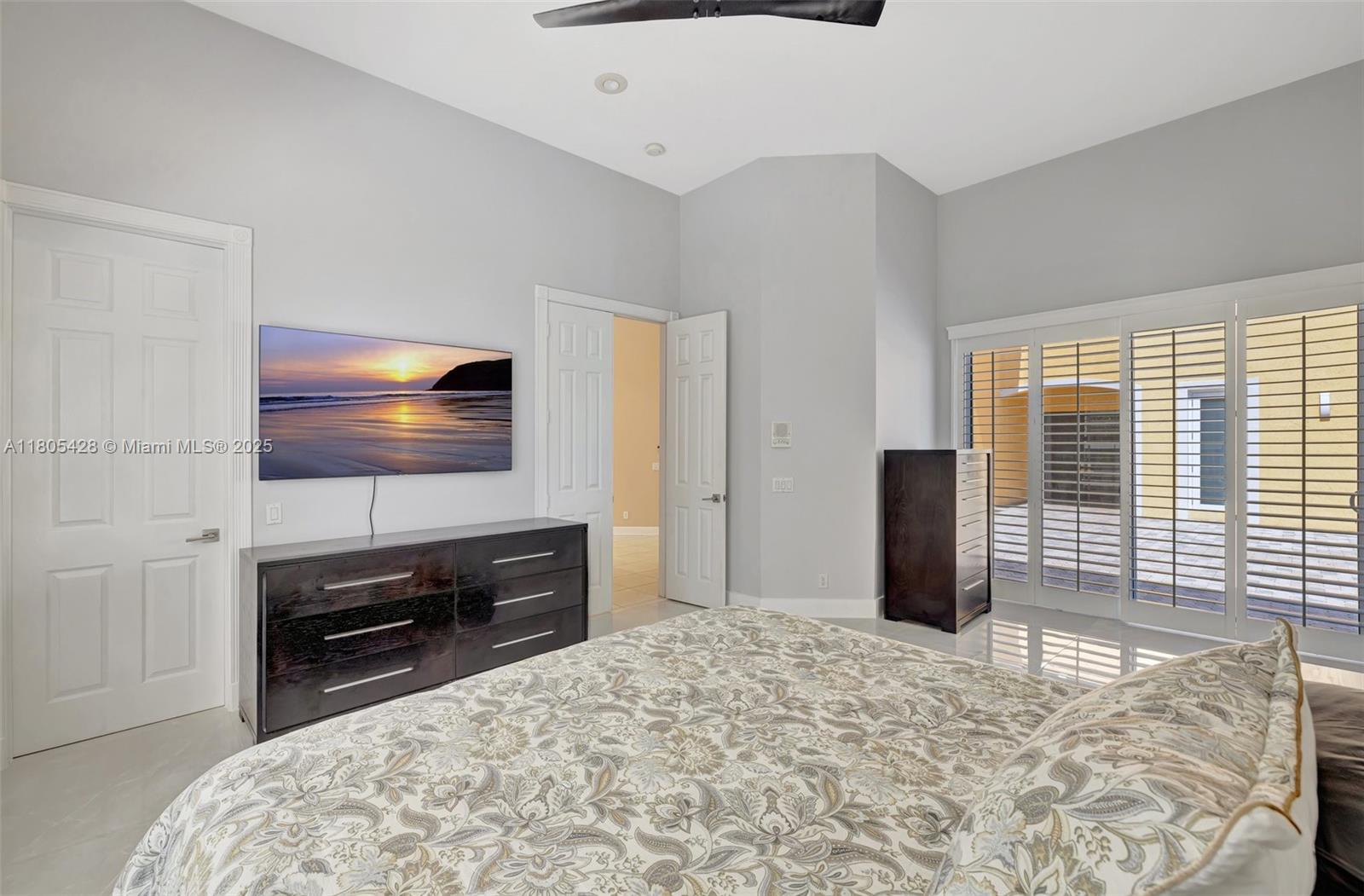 MARINERS COVE OF EAGLE LA - Residential