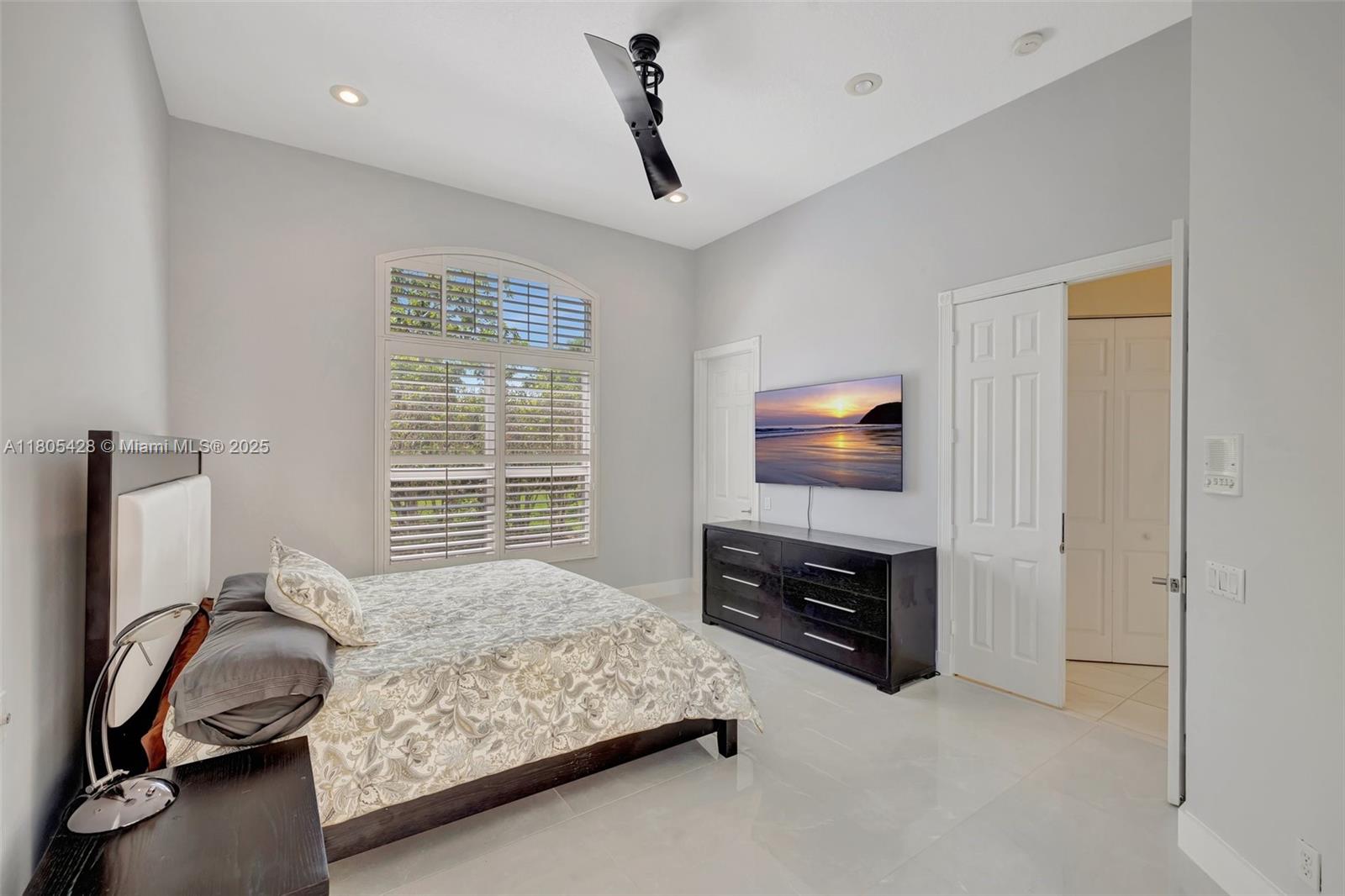 MARINERS COVE OF EAGLE LA - Residential