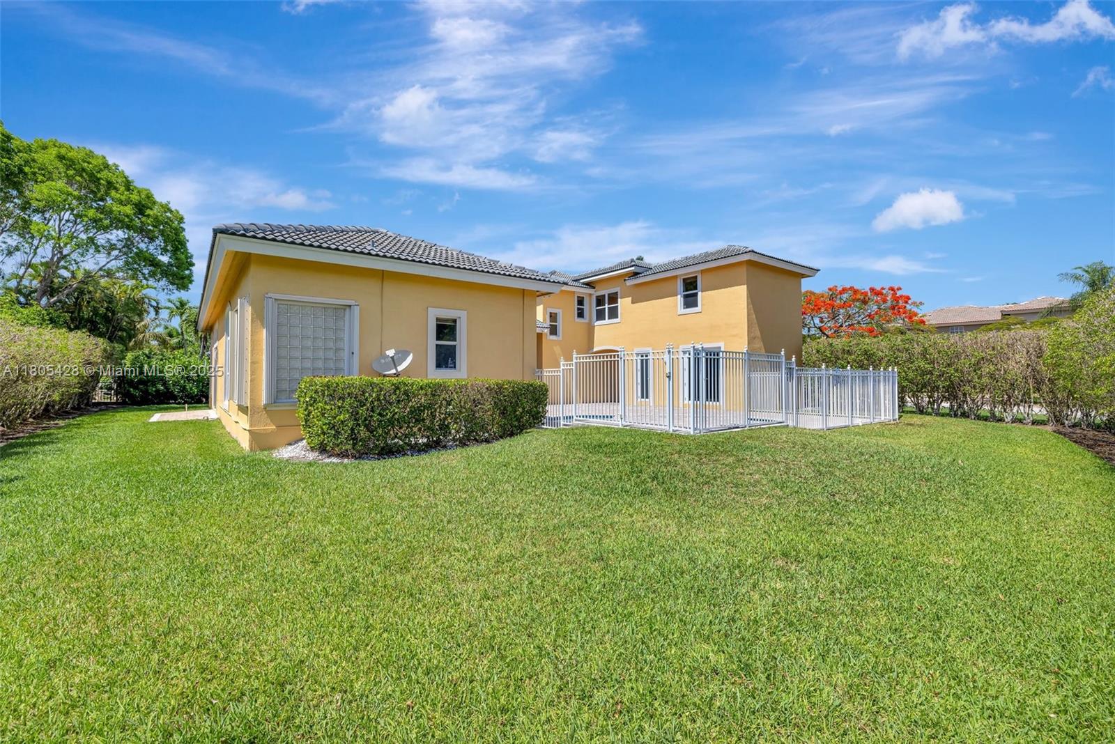 MARINERS COVE OF EAGLE LA - Residential