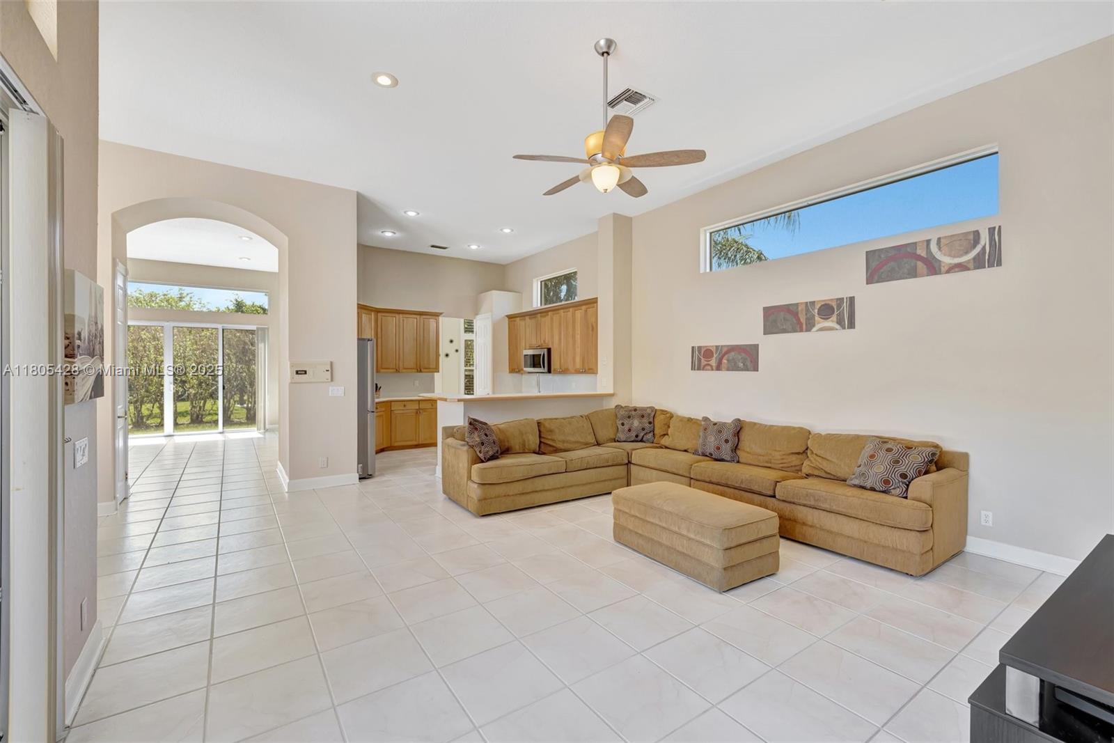 MARINERS COVE OF EAGLE LA - Residential