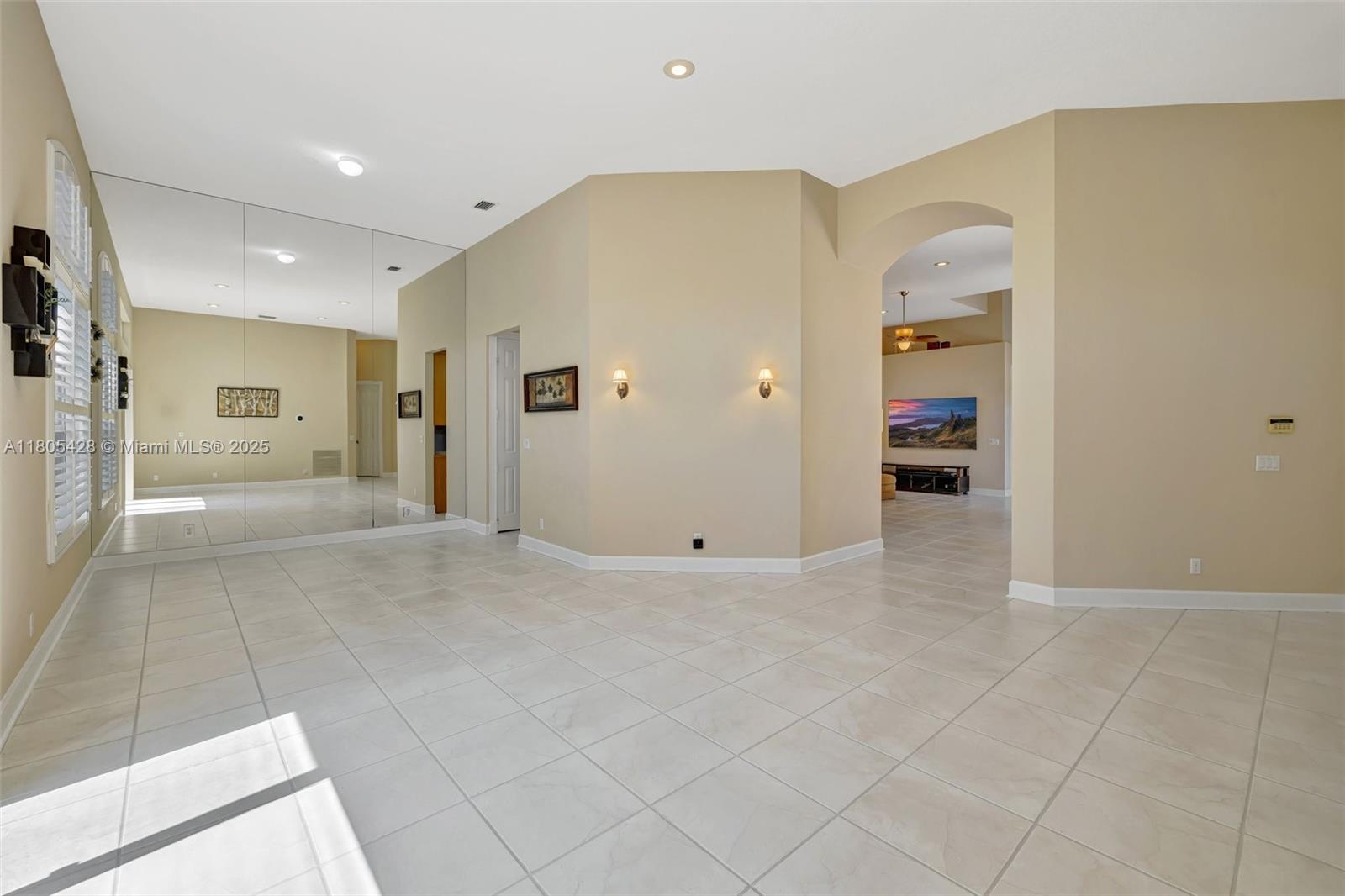 MARINERS COVE OF EAGLE LA - Residential