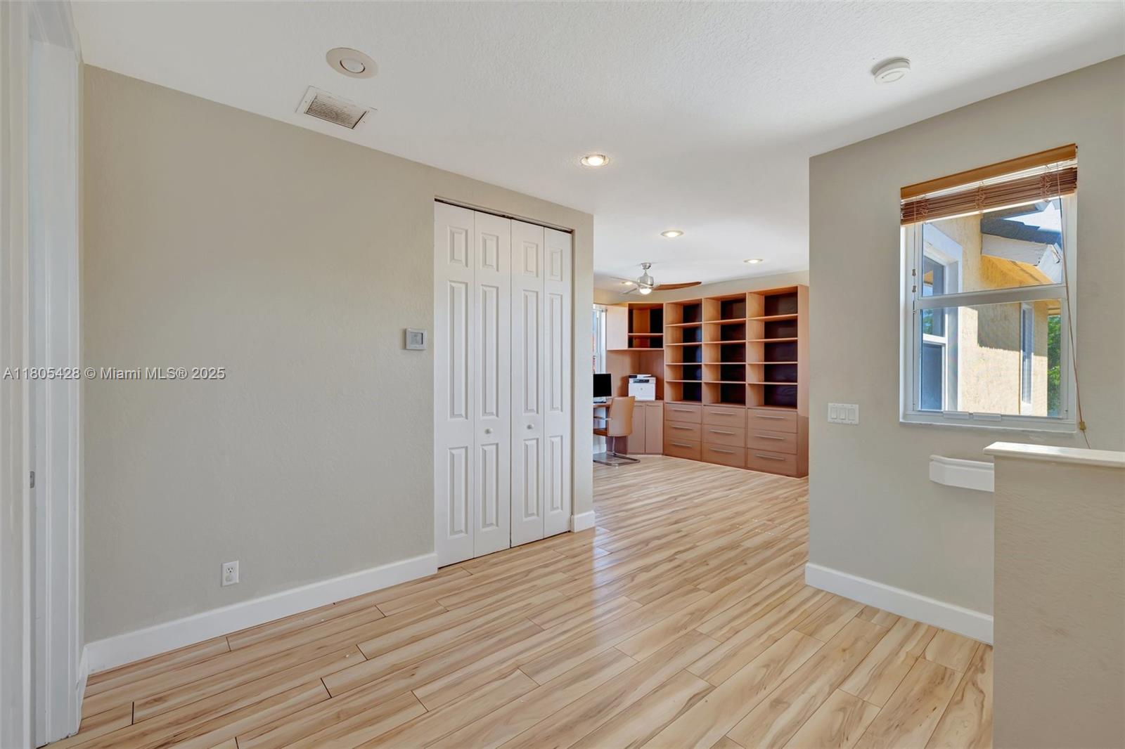 MARINERS COVE OF EAGLE LA - Residential