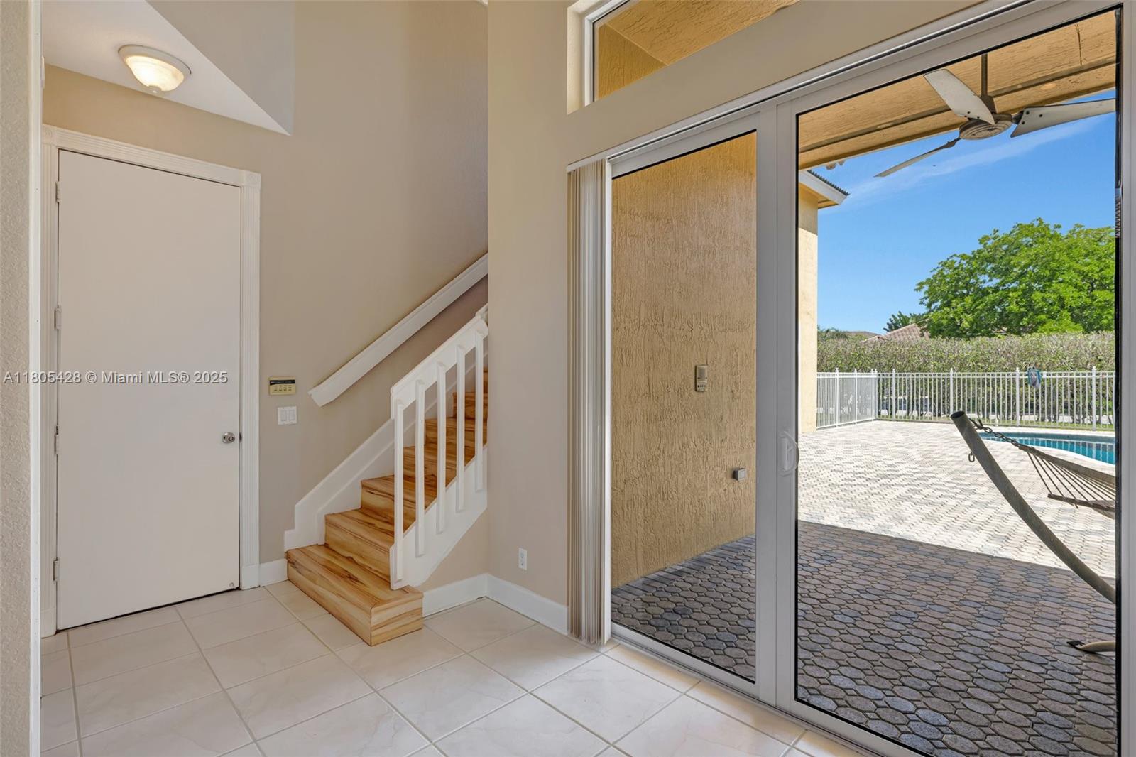 MARINERS COVE OF EAGLE LA - Residential