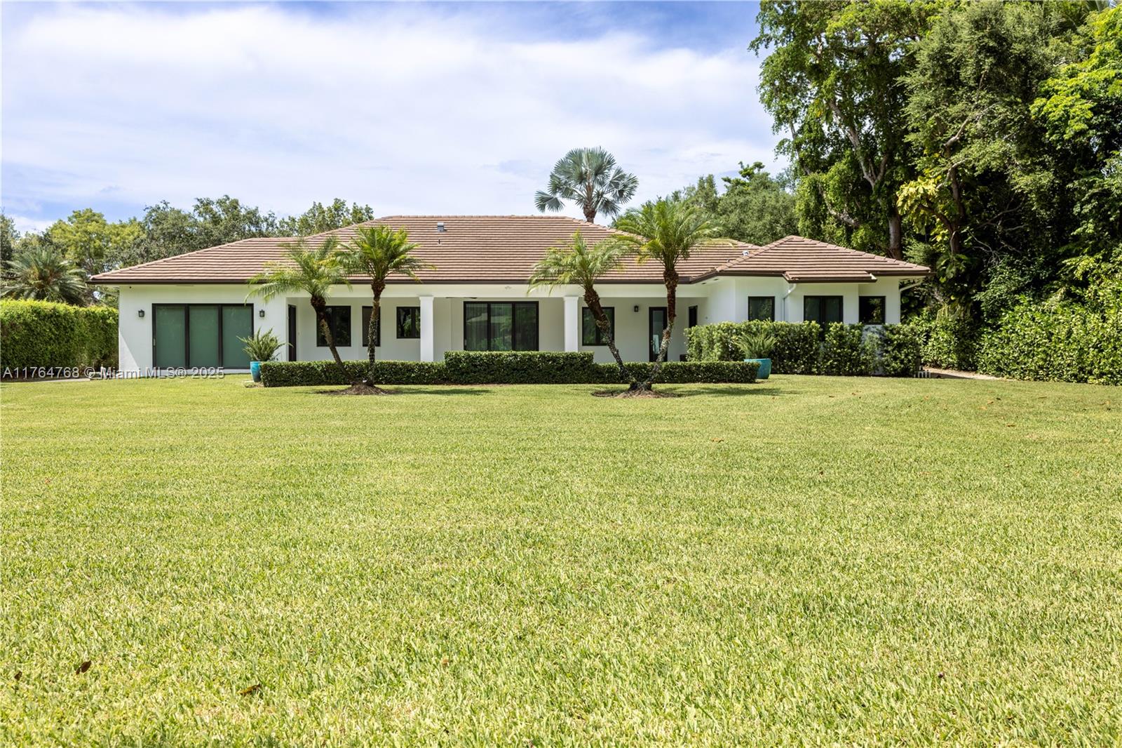 CORAL HILL - Residential