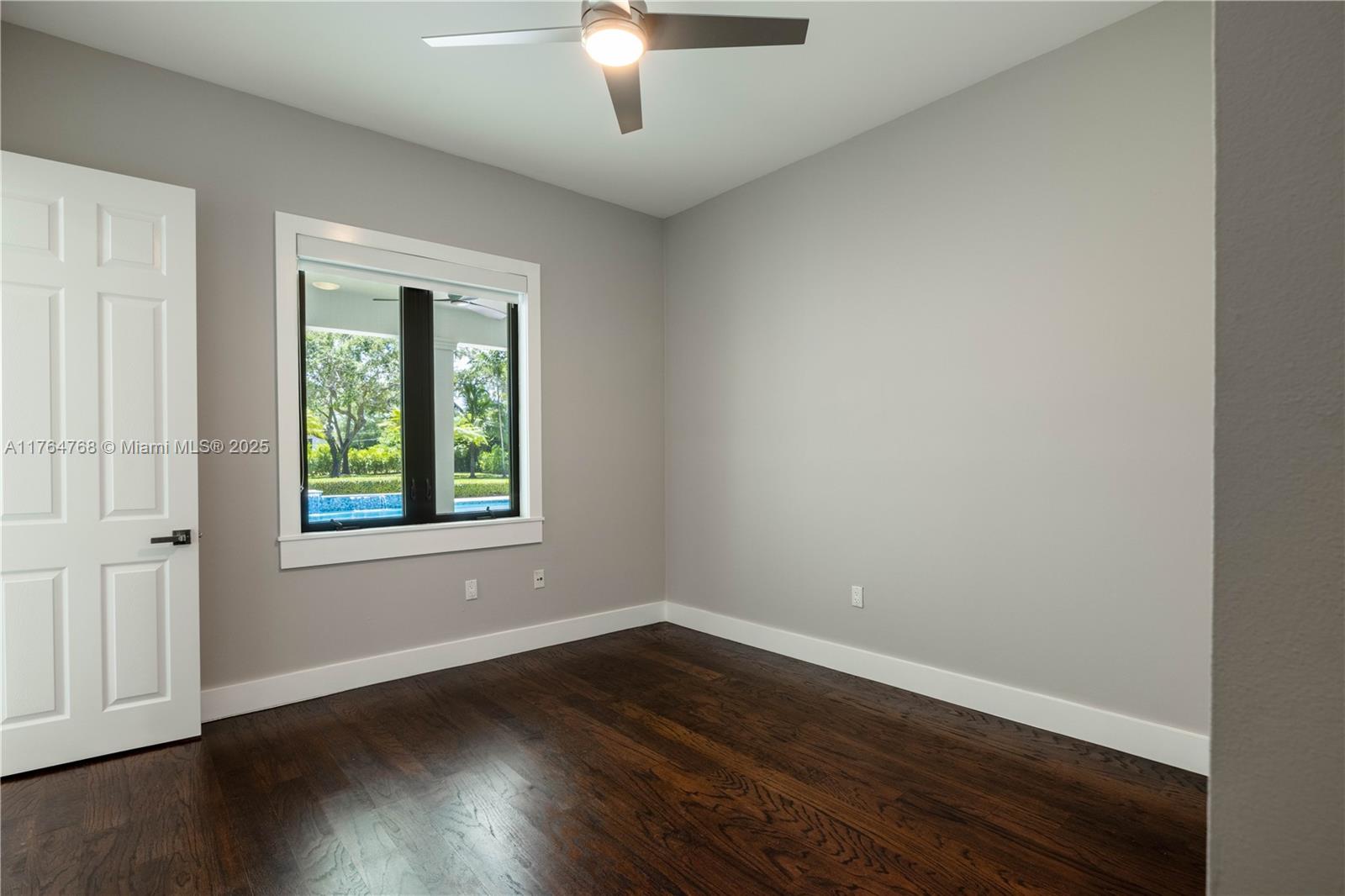 CORAL HILL - Residential