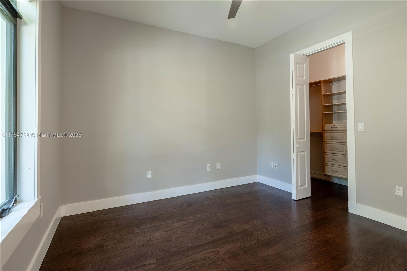 CORAL HILL - Residential