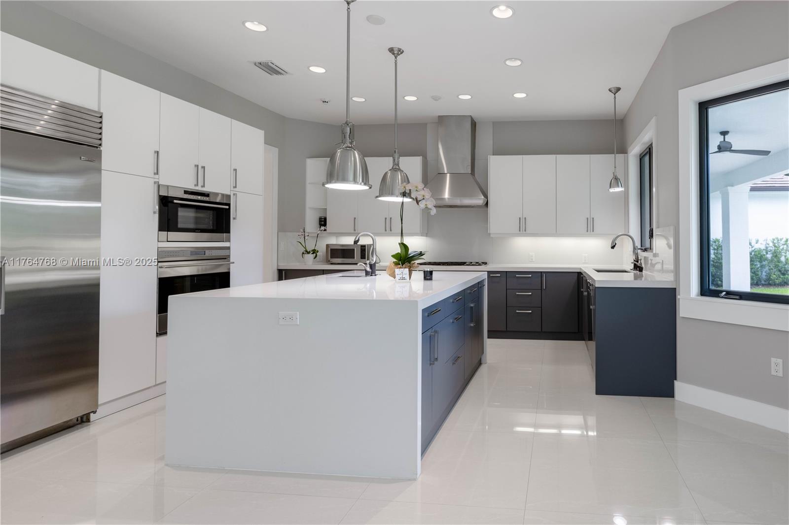 CORAL HILL - Residential