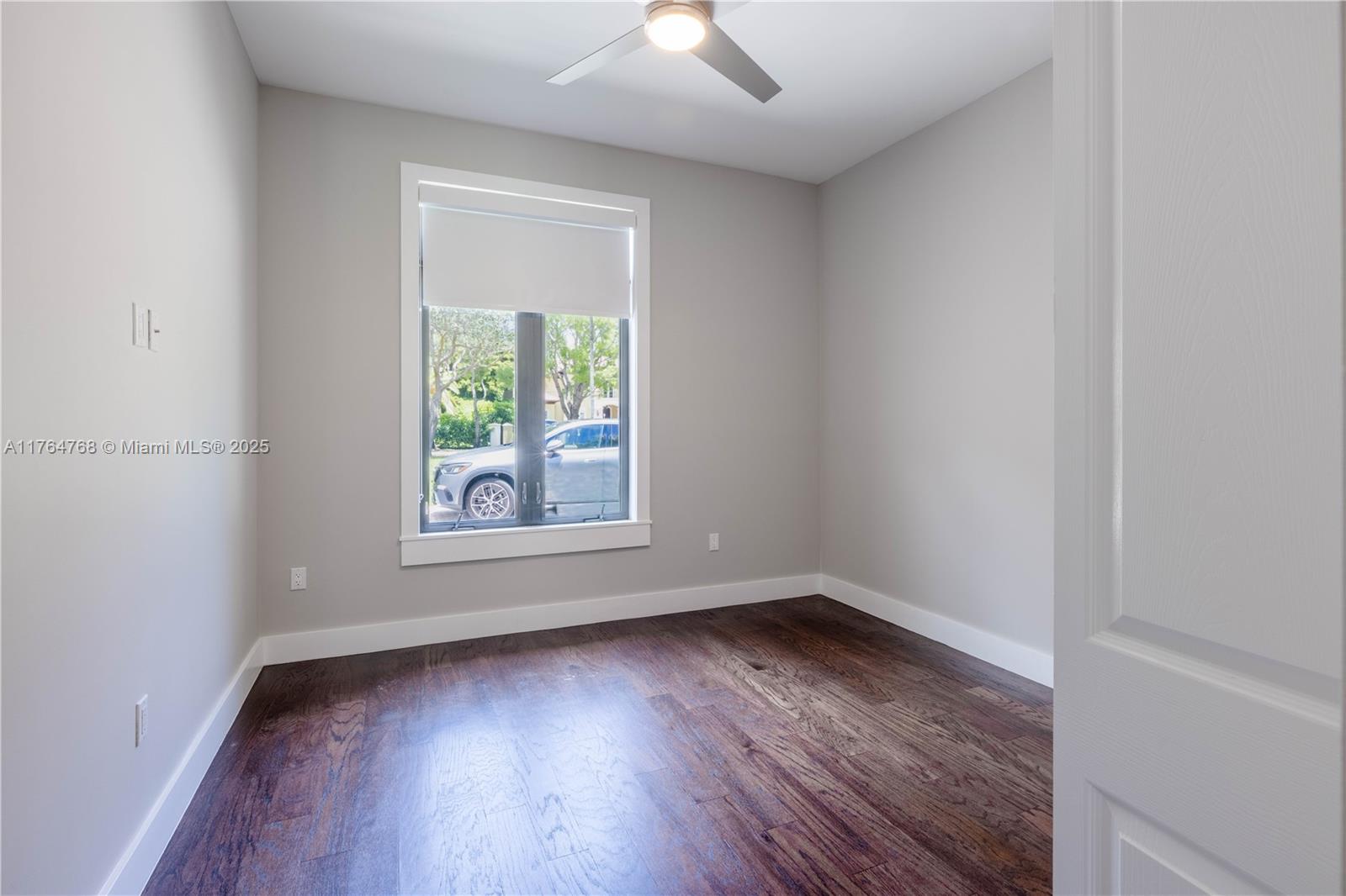 CORAL HILL - Residential